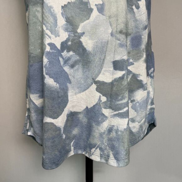 Athleta Breezy Tank Size XL Blue White Watercolor, Side Slits, Workout, Relaxing - Picture 4 of 13